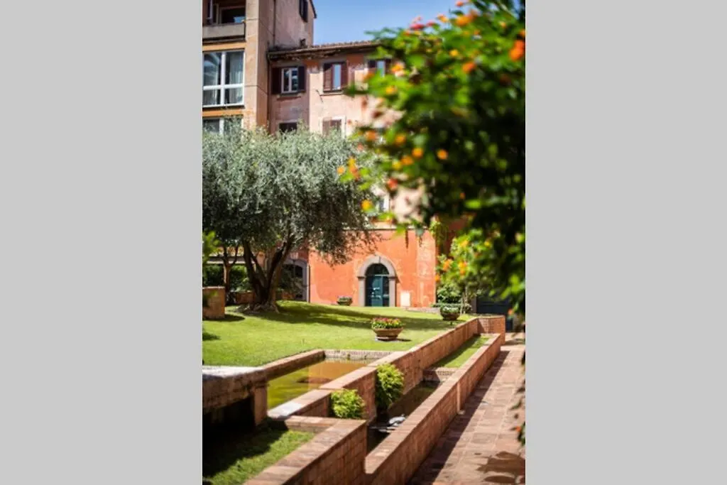 Apartment Vivi Trevi Luxury Suites Italy